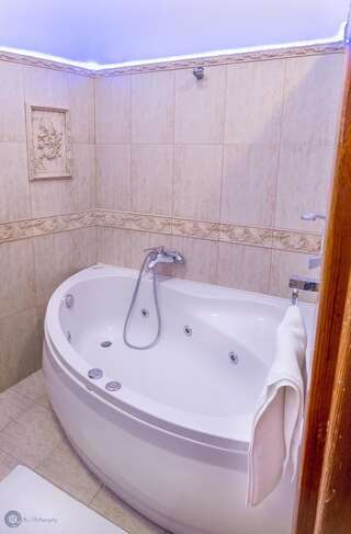 Гостевой дом Apartments Vila Marija Котор Двухместный номер Делюкс с 1 кроватью и видом на море-9