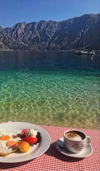 Гостевой дом Apartments Vila Marija Котор Двухместный номер Делюкс с 1 кроватью или 2 отдельными кроватями-23