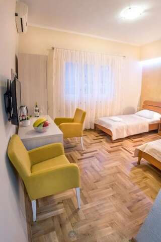 Гостевой дом Apartments Vila Marija Котор Двухместный номер Делюкс с 1 кроватью или 2 отдельными кроватями-25