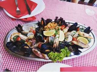 Гостевой дом Apartments Vila Marija Котор Двухместный номер Делюкс с 1 кроватью или 2 отдельными кроватями-39